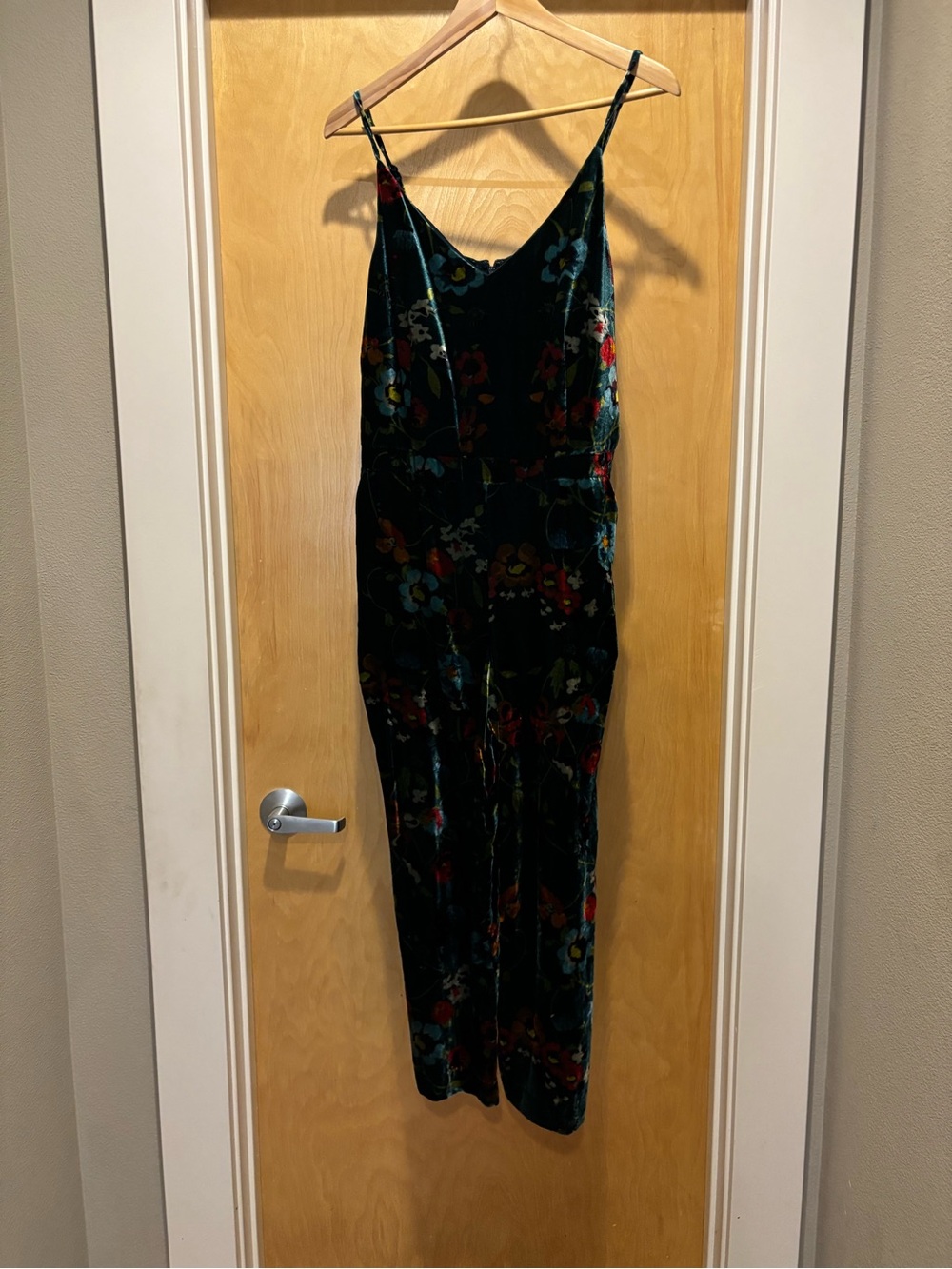 LOFT Petites Floral Velvet Slip Jumpsuit – Size 8P